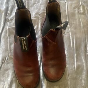 Blundstone “redwood” 6.5 AU